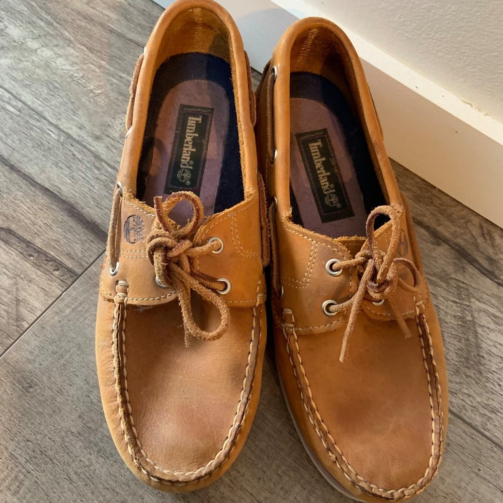 Barely worn Timberland boat shoes